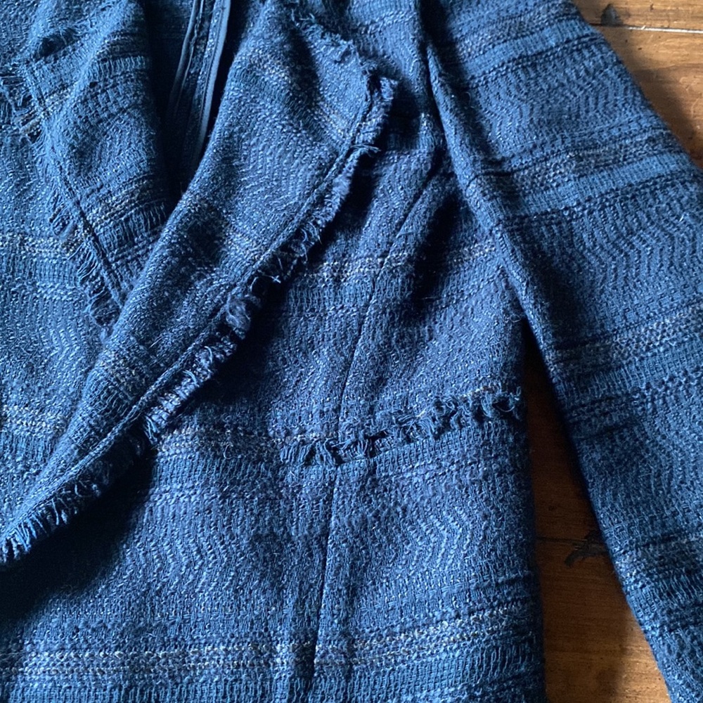 Loft navy blazer - Picture 10 of 10